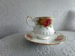 Bone China kop en schotel, Ophalen of Verzenden, Zo goed als nieuw, Porselein, Kop en/of schotel