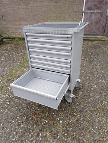 Gereedschapwagen 8ldg Lista toolbox gereedschapkar beschikbaar voor biedingen