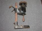 Zeer oude tafel boormachine, Ophalen, Gebruikt, Boormachine