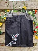 Schattige vintage denim rok met vlinder borduursels, Kleding | Dames, Rokken, Blauw, Ophalen of Verzenden, Zo goed als nieuw, Maat 36 (S)