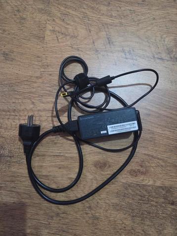 Lenovo Laptop Oplader - Gebruikt beschikbaar voor biedingen