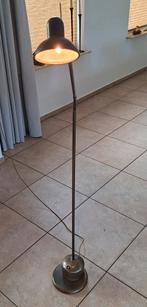 Nette staande leeslamp of schemerlamp., Ophalen, Zo goed als nieuw, Metaal