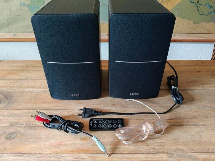 Edifier R1280DB, bluetooth, a.b., stereo/optisch/coax, Audio, Tv en Foto, Luidsprekers, Zo goed als nieuw, Front, Rear of Stereo speakers