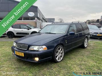 Volvo V70 2.3 R AWD YOUNGTIMER SPORTIEF UNIEK NETTE WAGEN beschikbaar voor biedingen