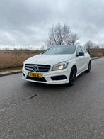Mercedes-Benz A-Klasse A180 1.6 Efficiency 2014 amg edtion, Auto's, Mercedes-Benz, Voorwielaandrijving, 65 €/maand, 4 cilinders