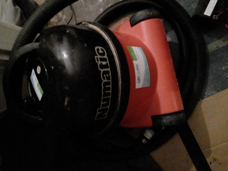 Stofzuiger numatic nrv 200 22, Witgoed en Apparatuur, Stofzuigers, Zo goed als nieuw, Ophalen of Verzenden