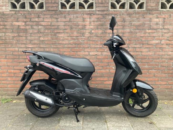 ZEER MOOIE SYM ORBIT II SNOR SCOOTER VAN 1E EIGENAAR BJ 2017, Fietsen en Brommers, Scooters | SYM, Orbit, Benzine, Ophalen