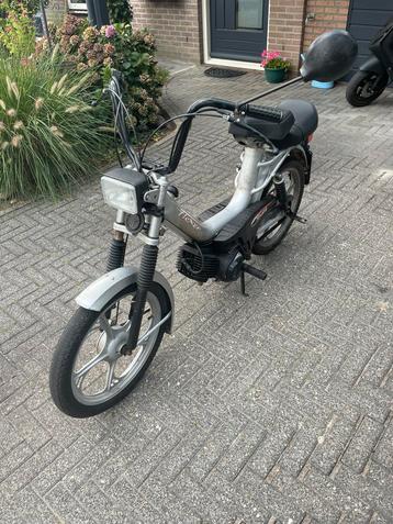 Tomos flexer beschikbaar voor biedingen