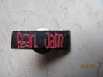 VINTAGE button PEARL JAM speldje PIN jaren 90 grunge IZGS, Ophalen of Verzenden, Gebruikt, Overige onderwerpen, Speldje of Pin