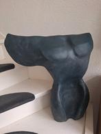 Mooi vrouwelijk beeld 63x51cm, Ophalen