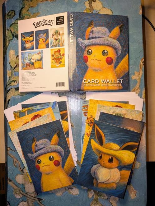 Pokemon van Gogh Card Wallet complete set - Pikachu Eevee, Hobby en Vrije tijd, Verzamelkaartspellen | Pokémon, Nieuw, Overige typen