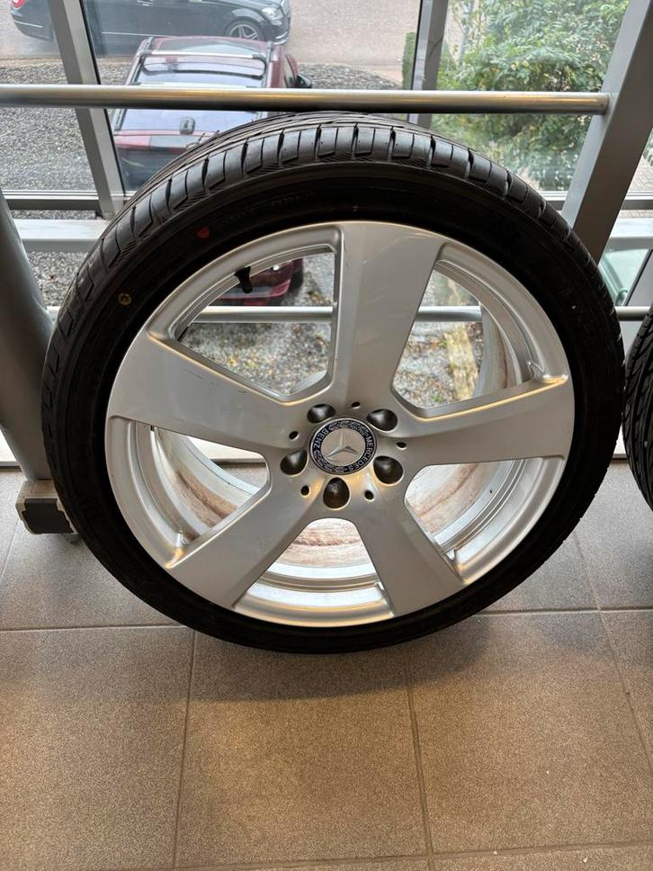Mercedes-Benz E-klasse originele Velgen + Banden, Auto-onderdelen, Banden en Velgen, Banden en Velgen, Zomerbanden, Overige maten