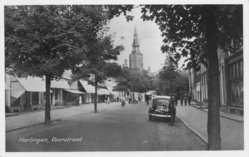 JL1012 Harlingen Voorstraat Auto 1950 beschikbaar voor biedingen