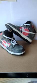 Zeldzame Nike SB X HUG HIGH 2004 in topconditie, Ophalen of Verzenden, Zo goed als nieuw
