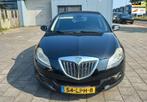 Lancia Delta 1.4-16V Oro,airco, navigatie, cruise Controle,, Voorwielaandrijving, 65 €/maand, Gebruikt, 1295 kg