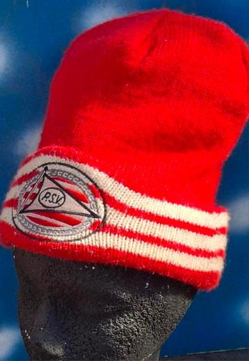PSV Muts.  Adidas.  Ca 1970/1980. Embroided embleem.  beschikbaar voor biedingen
