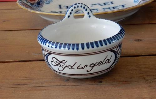 antiek zeepbakje Tichelaar Makkum met spreuk ca 1920, Antiek en Kunst, Antiek | Keramiek en Aardewerk, Ophalen of Verzenden