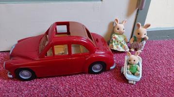 Sylvanian families rode auto met familie konijn beschikbaar voor biedingen