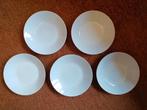 Set van 5 vintage witte diepe borden, diameter ca. 23cm, Ophalen of Verzenden, Zo goed als nieuw, Bord(en), Overige stijlen