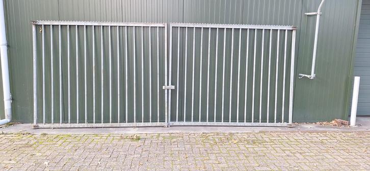 Dubbele Gegalvaniseerde Poort. 4,9 meter breed 2 meter hoog, Tuin en Terras, Tuinhekken en Hekwerk, IJzer, Ophalen