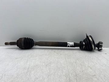 Aandrijfas links-voor van een Dacia Sandero beschikbaar voor biedingen