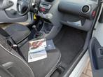 Peugeot 107 1.0-12V XS, Voorwielaandrijving, Gebruikt, Zwart, 4 stoelen