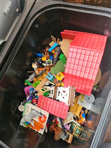 Playmobil van alles beschikbaar voor biedingen
