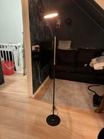 Zwarte staande lamp. Metaal zwart en goudkleurig, Huis en Inrichting, Lampen | Vloerlampen, Ophalen, Zo goed als nieuw, Metaal