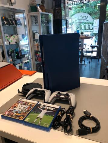 Sony PlayStation 5 disc edition met 2 controller beschikbaar voor biedingen