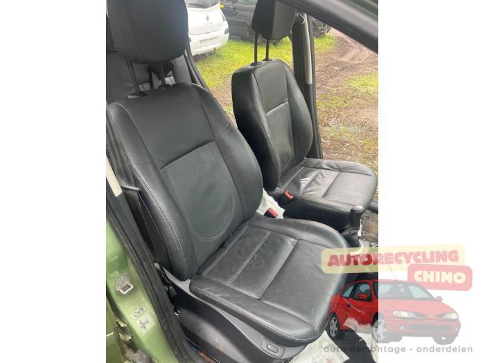 Bekleding Set (compleet) van een Renault Modus, Auto-onderdelen, Interieur en Bekleding, Renault, Gebruikt, 3 maanden garantie