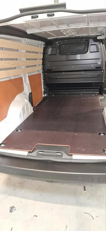 Basis inrichting voor expert vivaro jumpy proace  beschikbaar voor biedingen