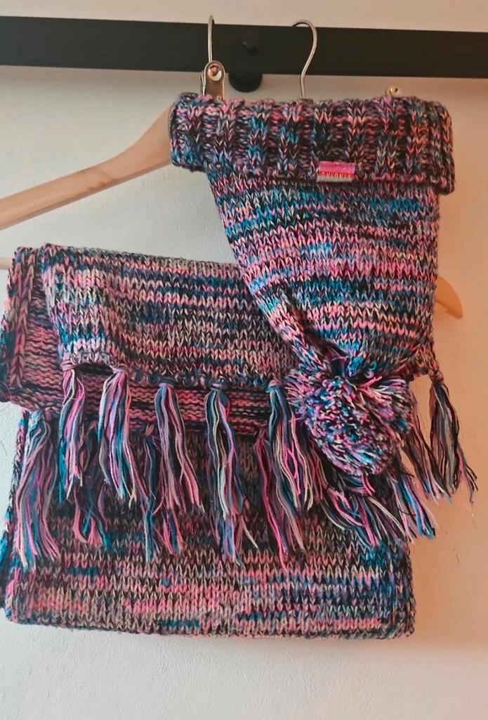 Vingino sjaal en muts peuter meisje, Kinderen en Baby's, Kinderkleding | Mutsen, Sjaals en Handschoenen, Zo goed als nieuw, Muts