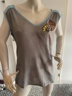 Liu jo shirt met steentjes maat it 46, Maat 38/40 (M), Ophalen of Verzenden, Zo goed als nieuw, Korte mouw