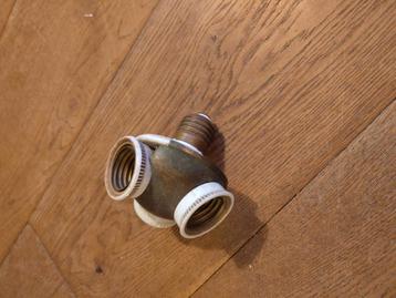 fitting E27 messing porselein  beschikbaar voor biedingen