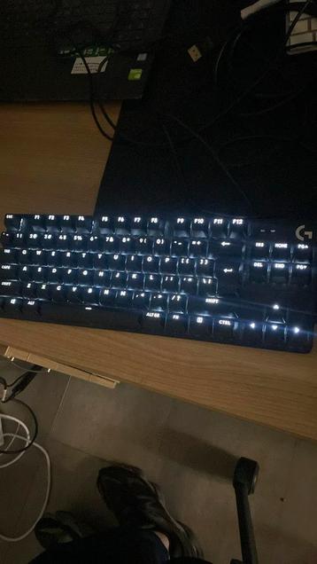 Logitech G413 TKL Toetsenbord beschikbaar voor biedingen
