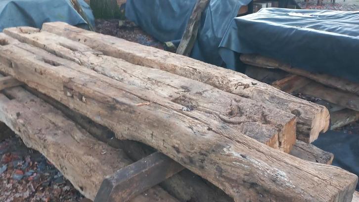 Oude Eiken Gebinten Staanders Balken meer dan  150 jr., Doe-het-zelf en Verbouw, Hout en Planken, Gebruikt, Balk, Eiken, 250 tot 300 cm