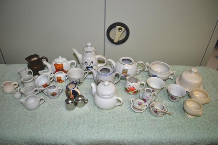 Mooie partij kinder serviesgoed  NR 6930, Antiek en Kunst, Antiek | Servies compleet, Ophalen of Verzenden