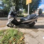 Suzuki Burgman 200 (2016), Motoren, Motoren | Suzuki, Scooter, Handvatverwarming, Particulier, Minimaal motorrijbewijs A2