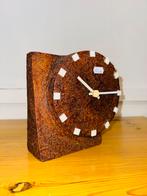 Vintage Brutalist aardewerk klok, Antiek en Kunst, Antiek | Klokken, Ophalen