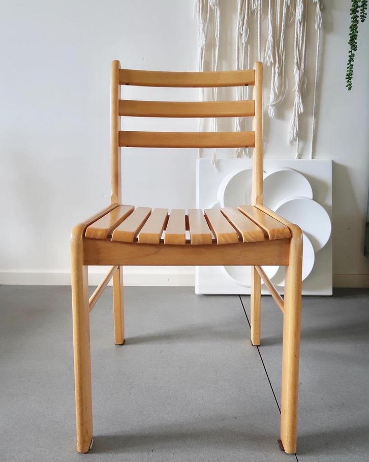 Geweldige set (4) Vintage Design houten latten STOELEN, Huis en Inrichting, Stoelen, Gebruikt, Vier, Hout, Bruin, Ophalen