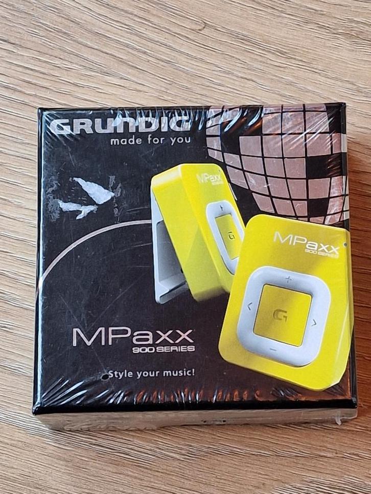 Nieuwe Grundig MPaxx 800 Series MP3-speler, Audio, Tv en Foto, Mp3-spelers | Overige merken, Nieuw, Minder dan 2 GB, Overige merken