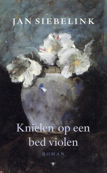 Jan Siebelink : Knielen op een bed violen