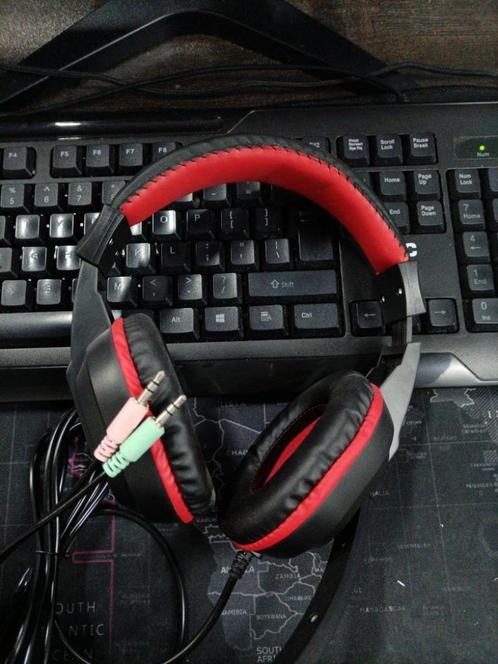 Gaming Headset met Microfoon – Nieuw & Comfortabel, Computers en Software, Headsets, Nieuw, Over-ear, Gaming headset, Ophalen of Verzenden