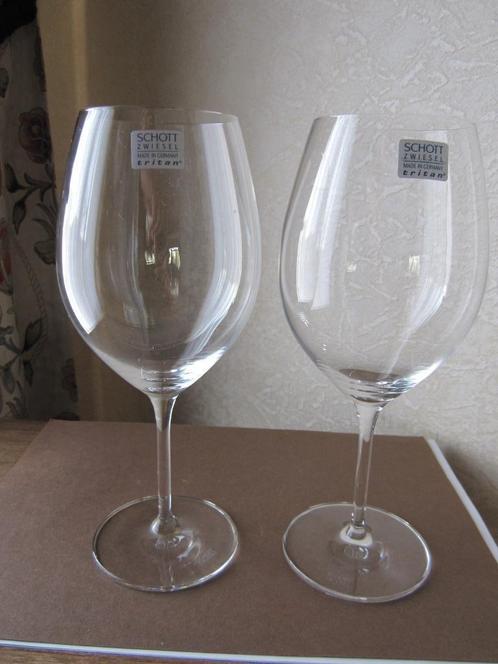 Twee Schott Zwiesel Tritan chrystal rode wijnglazen, Antiek en Kunst, Antiek | Glas en Kristal, Verzenden