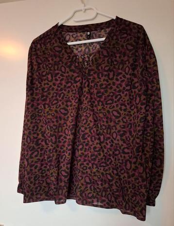 Blouse-shirt  beschikbaar voor biedingen