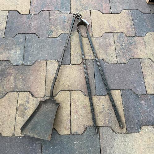 Schep en tang voor openhaard *floor epe*, Antiek en Kunst, Antiek | Overige Antiek, Ophalen of Verzenden