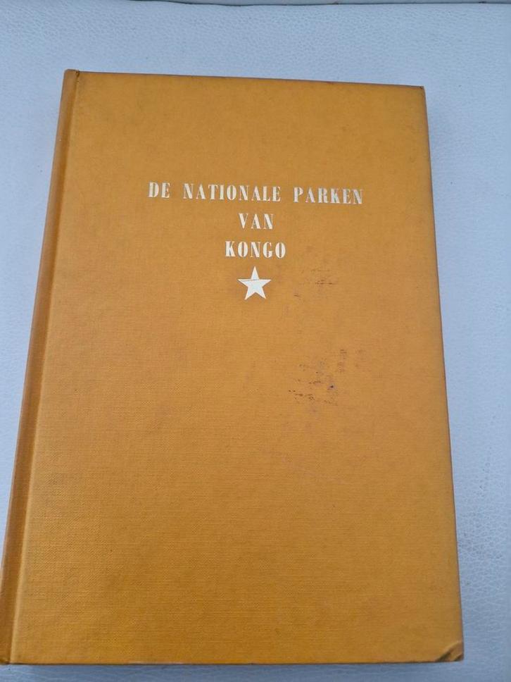 De Nationale Parken van Kongo - Natuurboek, Boeken, Natuur, Gelezen, Natuur algemeen, Ophalen of Verzenden