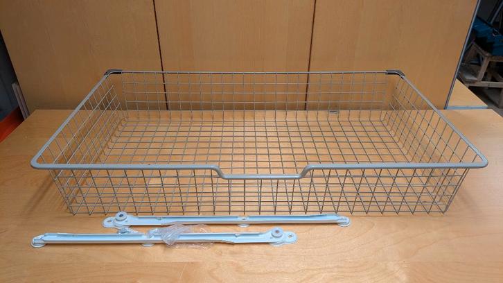 Ikea beige draadmand voor Pax kast, Huis en Inrichting, Kasten | Kledingkasten, Gebruikt, Minder dan 100 cm, 50 tot 100 cm, 50 tot 75 cm
