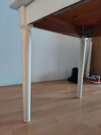 GRENEN witGEVERFDE TAFEL. gebruikt. met scheen- Met laadje., Ophalen, Gebruikt