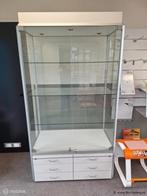 Online Veiling: Vitrinekast - 160x60x204cm, Huis en Inrichting, Kasten | Vitrinekasten, Gebruikt